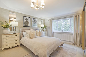 Guest bedroom- click for photo gallery